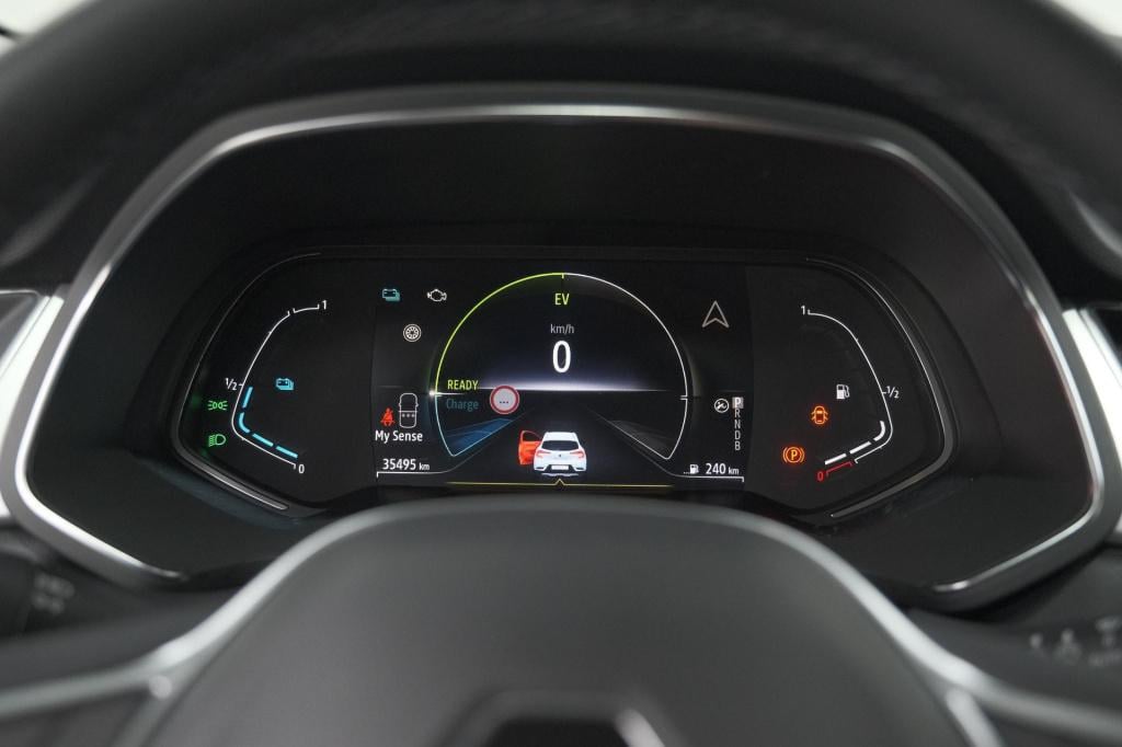 Renault Captur 1.6 e-tech full hybrid 145 techno | trekhaak | camera | navi