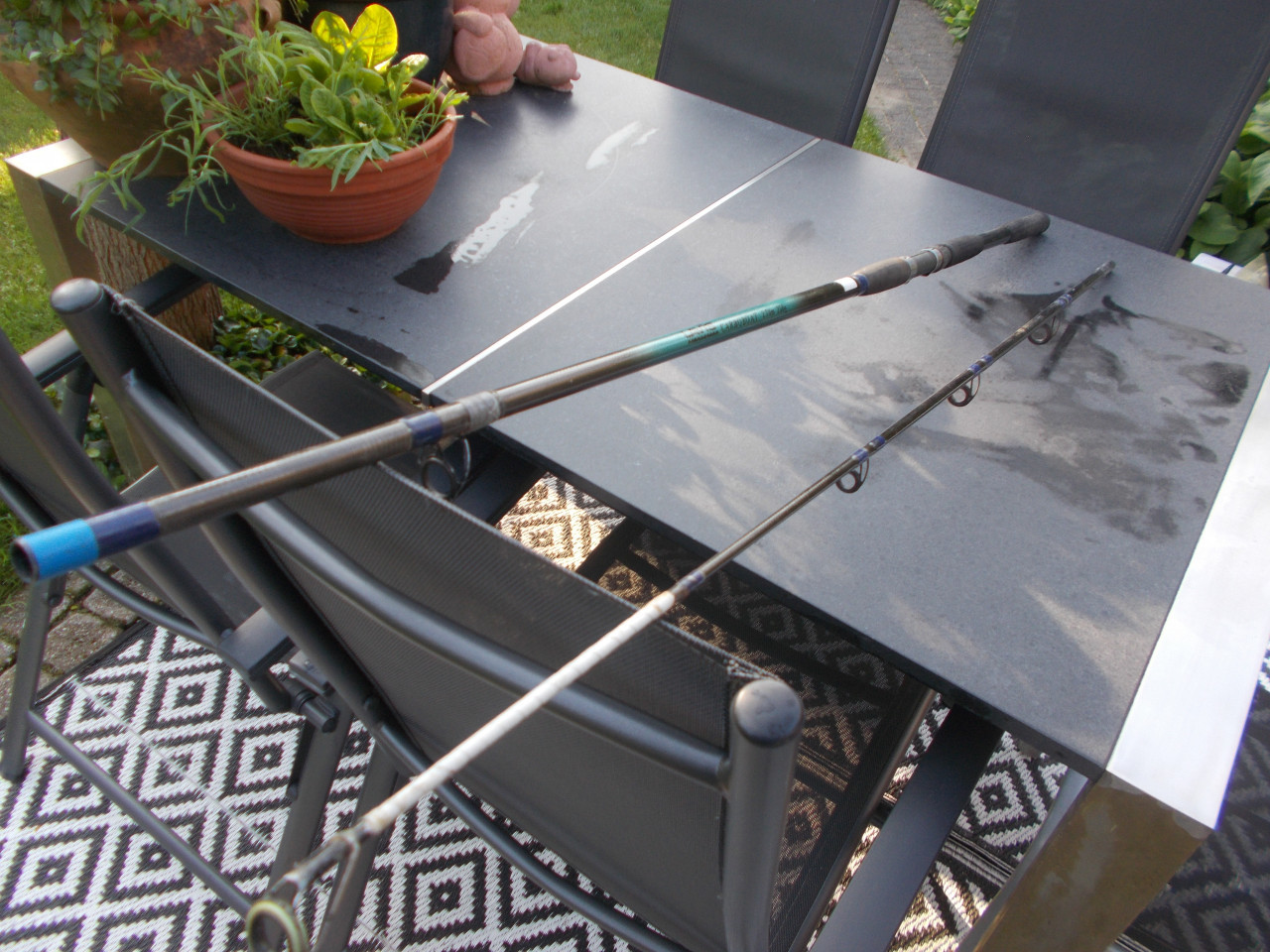 Tweedelige carbon boothengel ,lengte 270 cm  w.g. 250 gram