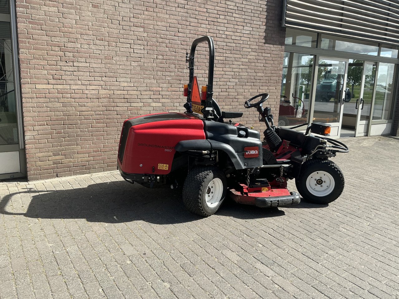 Toro 360 diesel 4WD en 4wiel besturing grote professionele zitmaaier diesel