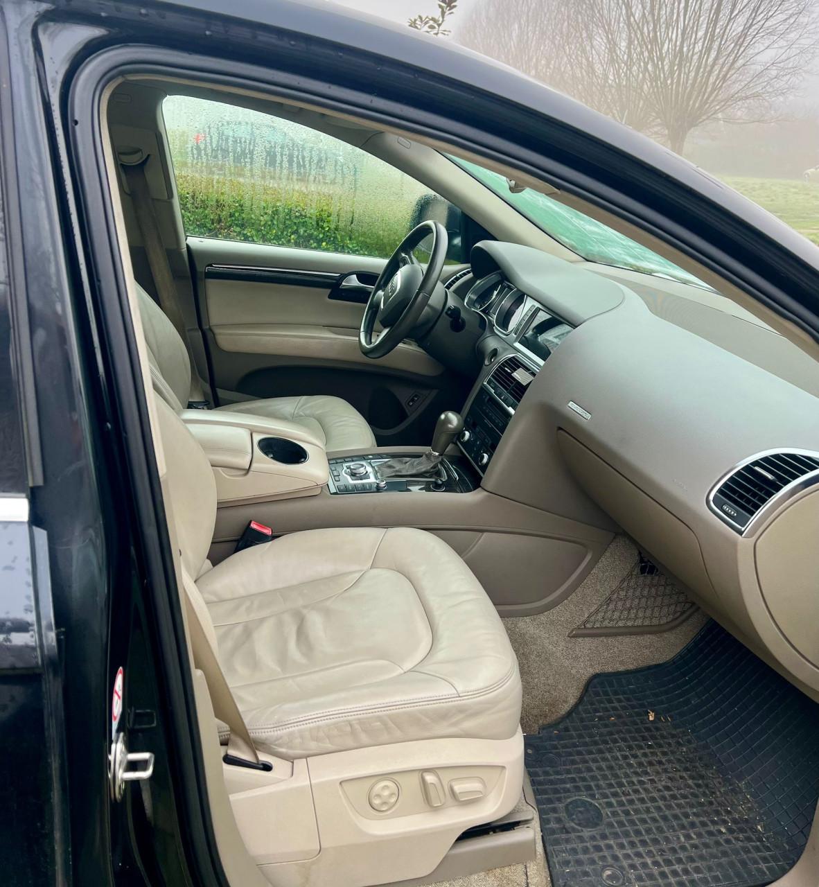 Audi Q7 4.2 FSi (5+2) met veel opties