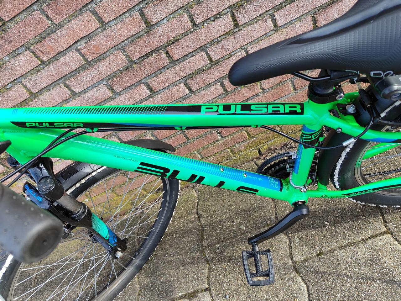 Bulls Pulsar 26 inch mountainbike 24 versnellingen verering