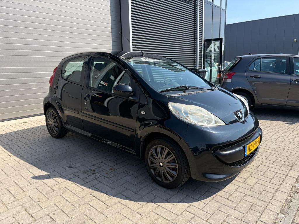 Peugeot 107 1.0-12v xr/airco/5 deurs/metallic/leuke auto/