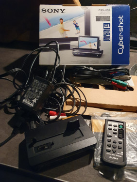 Zgan Sony CSS-HD2 Cybershot docking station HD kwaliteit...