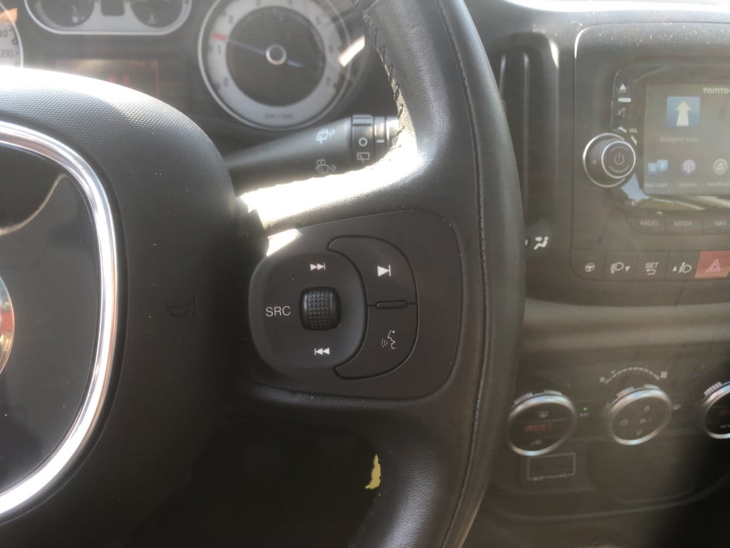 Fiat 500 L living 1.4 t-jet 120pk lounge panoramadak 5-drs