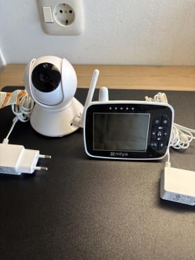 Miya babyfoon met camera, als nieuw