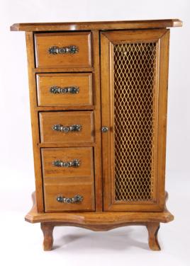 Houten Sierraden kastje