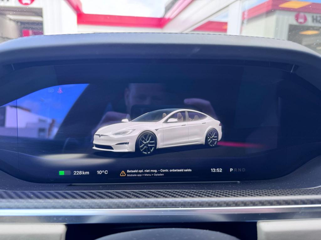 Tesla Model S plaid awd