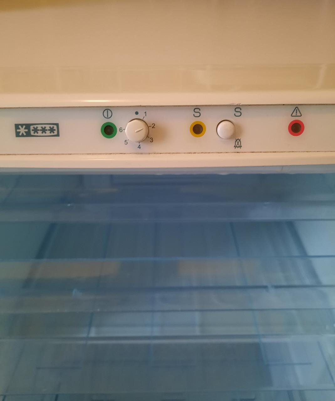 Marynen Vriezer tafelmodel             GERESERVEERD