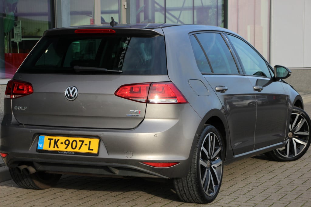Volkswagen Golf 1.4 tsi highline | navi | automaat | massage stoelen |