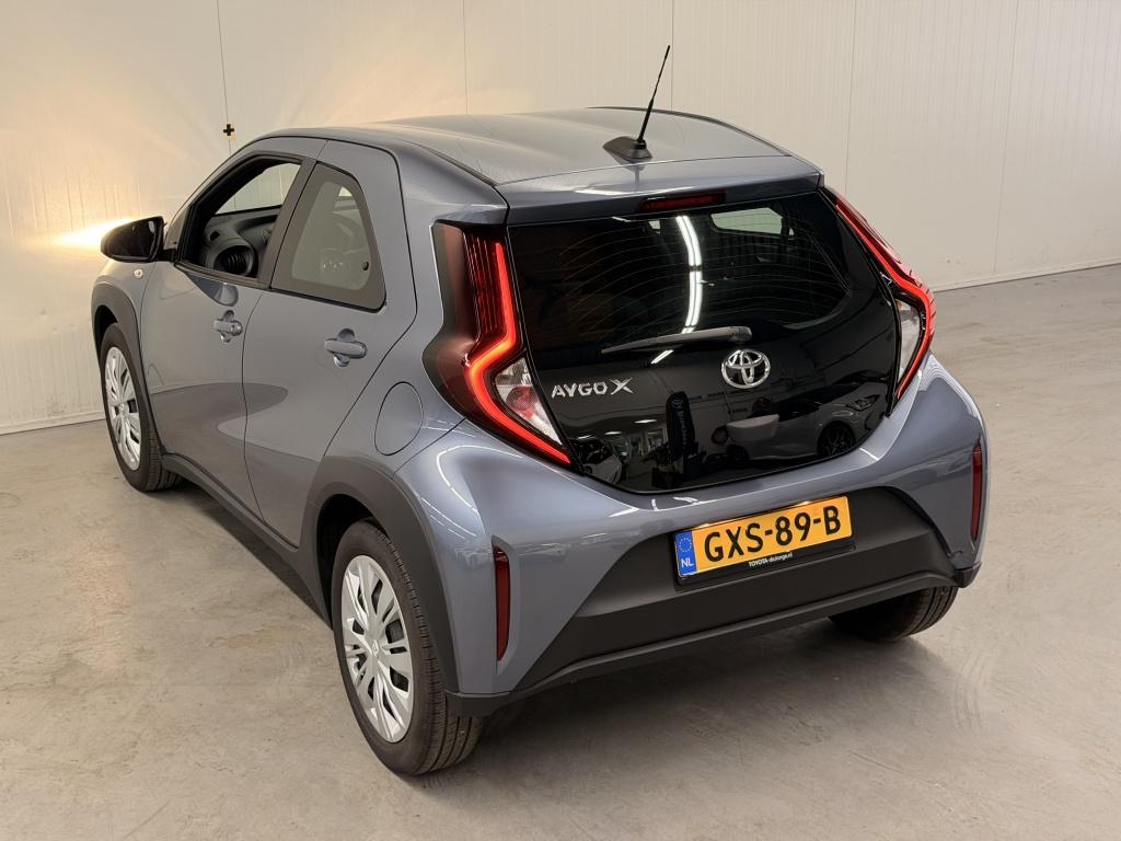 Toyota Aygo x 1.0 vvt-i mt play| camera| carplay| airco