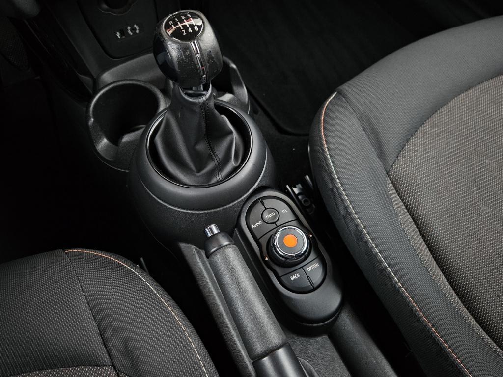 Mini One 1.2 blackyard | pdc | stoelverw.