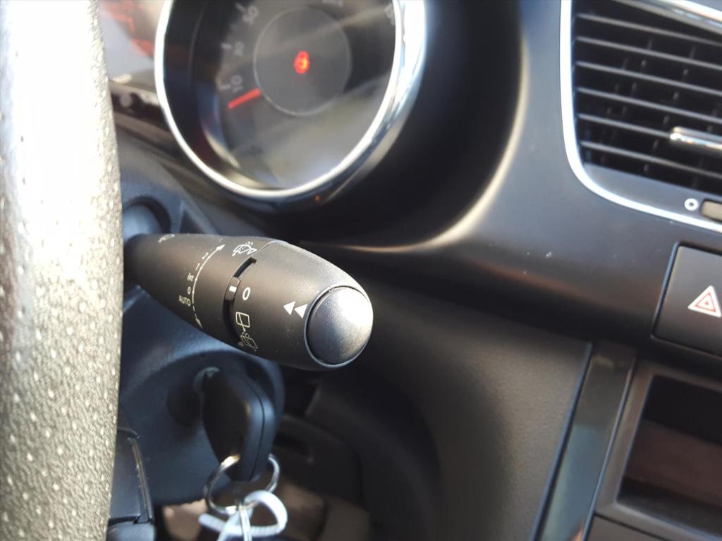 Peugeot 3008 style 1.2pt-130pk trekhaak | navigatie | cruise & climate cont