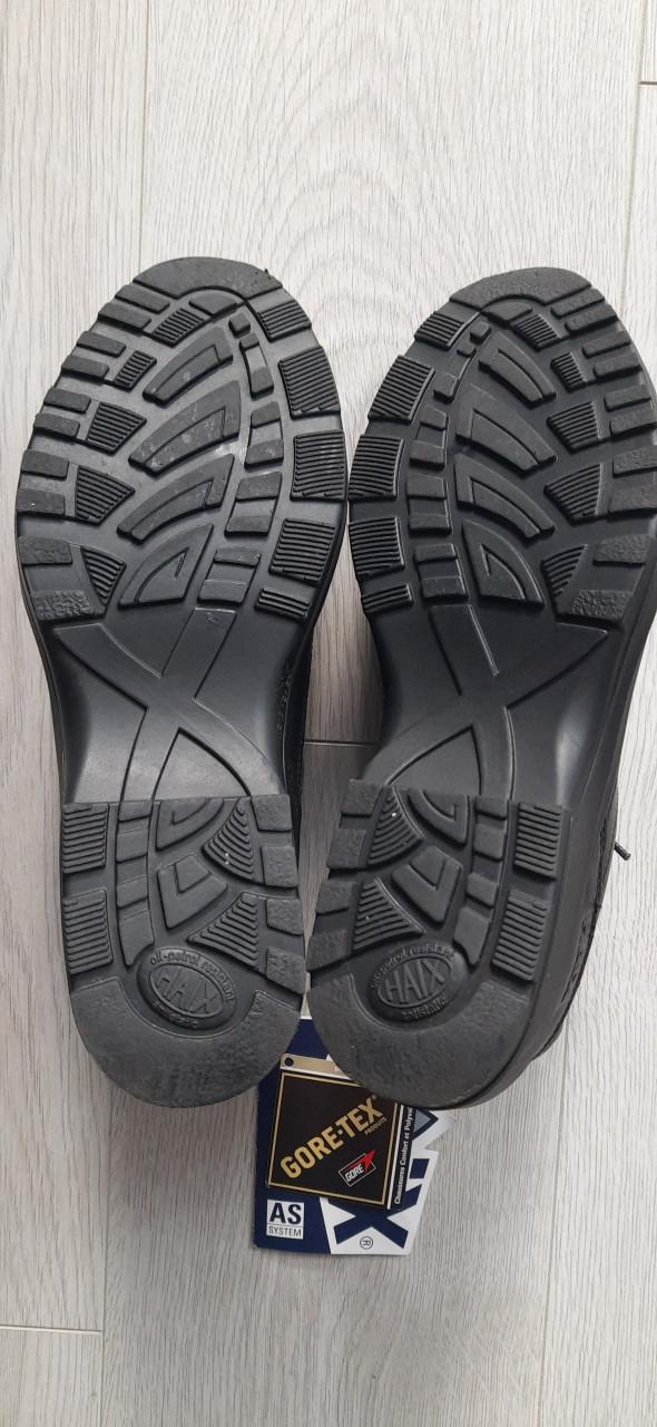 Haix goretex schoenen nieuw ( nw prijs 219 euro )Koopje nu 125 euro