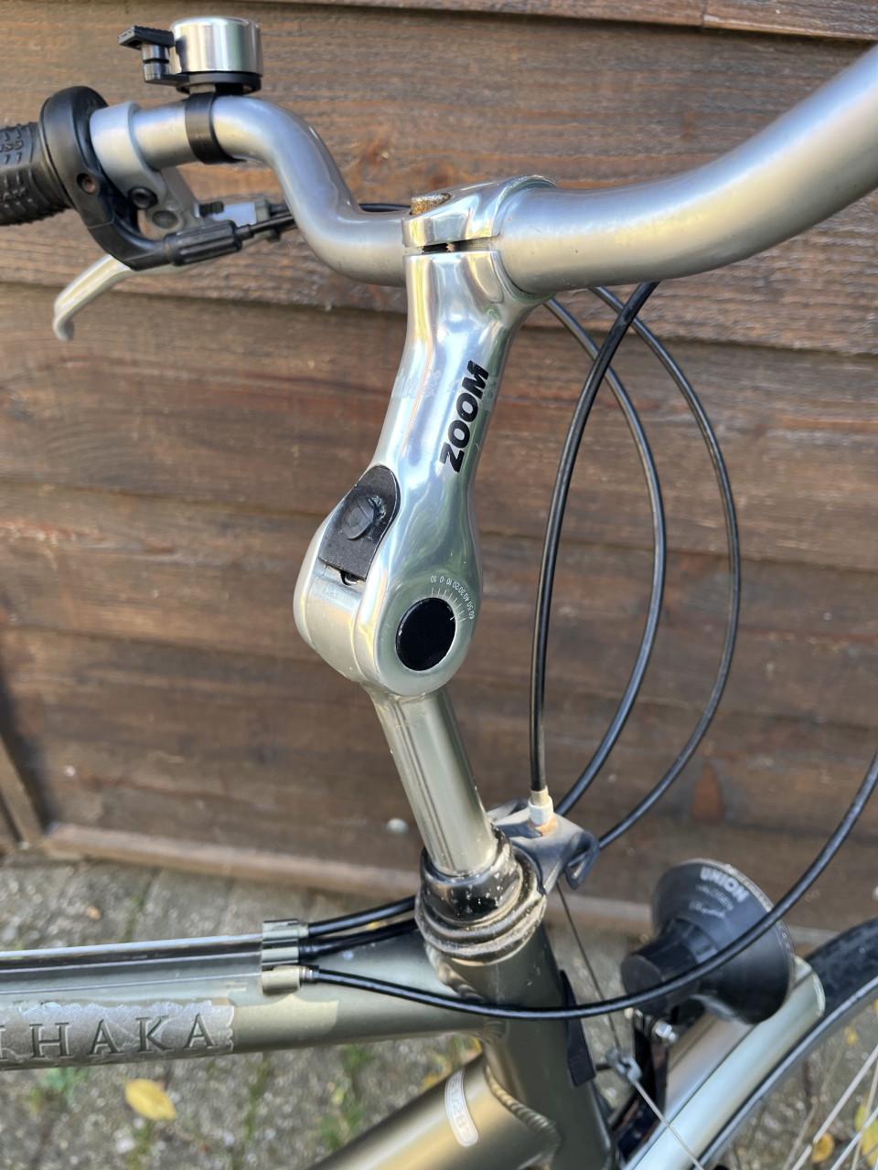 Herenfiets Sportfiets Sparta Marathon 21 versn. Velgrem, verlichting.