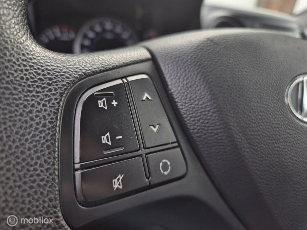 Hyundai I 10 1.0i / origineel nl / airco / cruise control / nieuwe apk