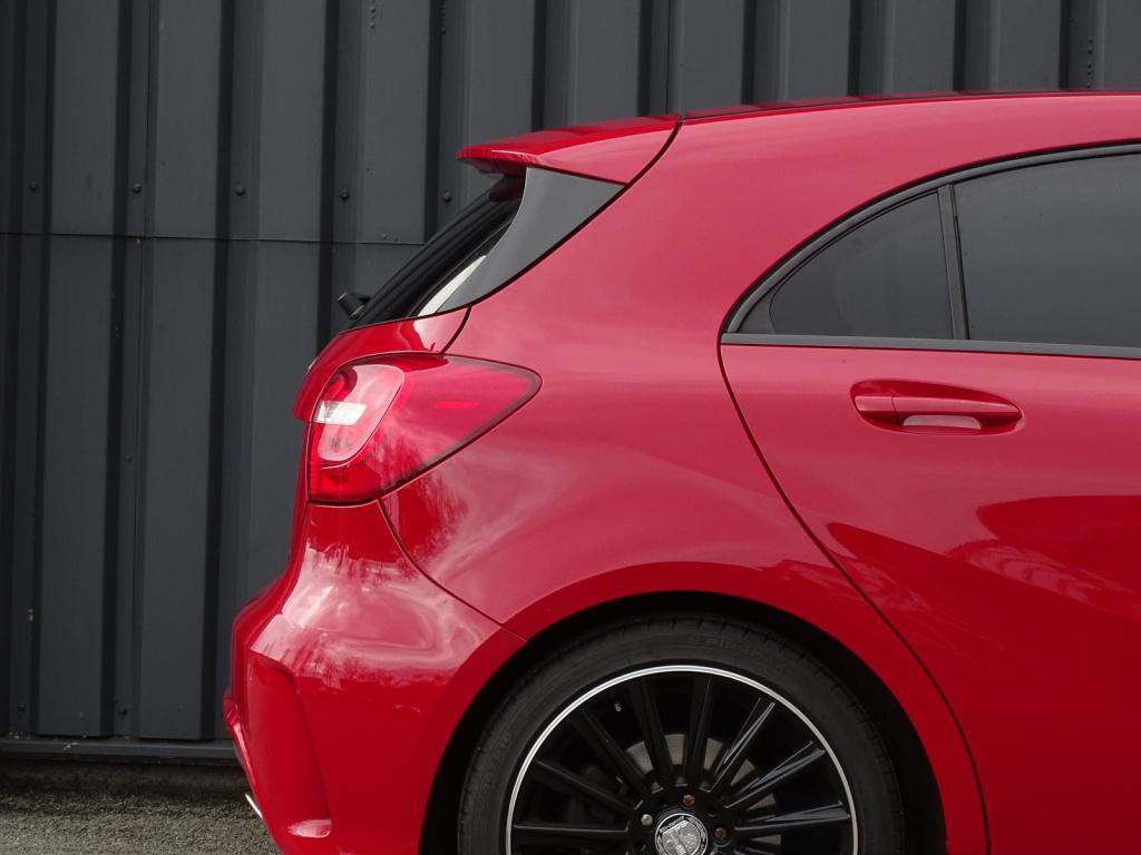 Mercedes-Benz A-Klasse 250 sport automaat | amg pakket