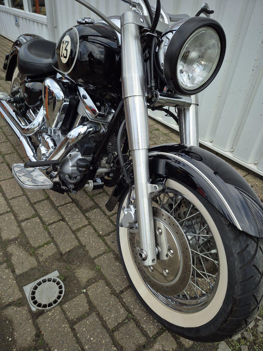 Yamaha Wildstar 1600 Special uit 2004