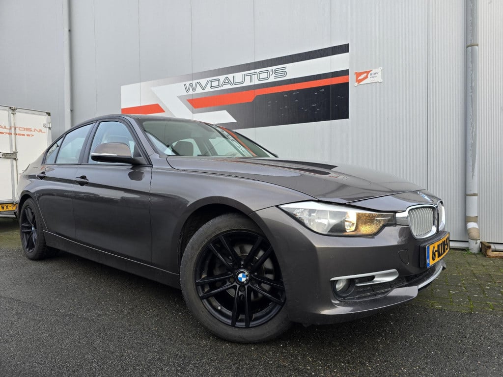 BMW 3-serie 320i efficientdynamics edition business