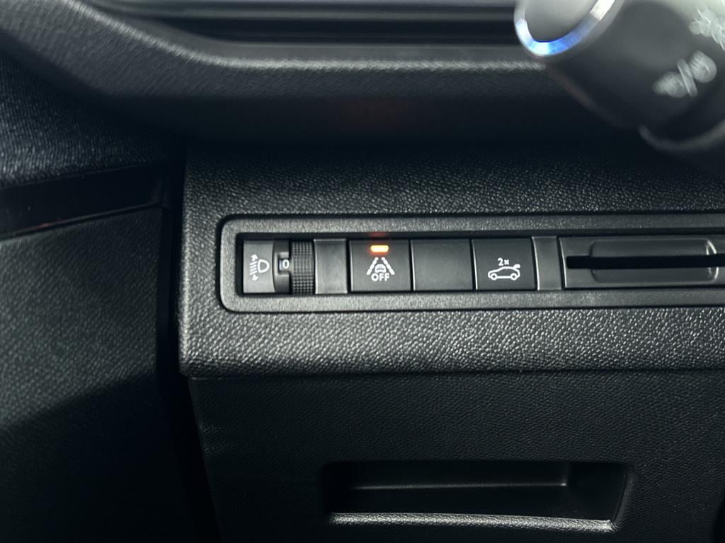 Peugeot 3008 130 pk blue lease allure | rijklaar | trekhaak | elektrische a