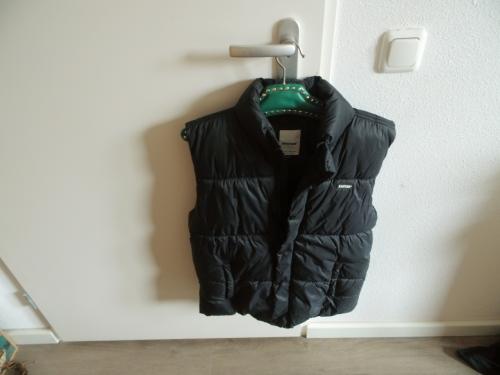 Bodywarmer van Raizzed maat 176.