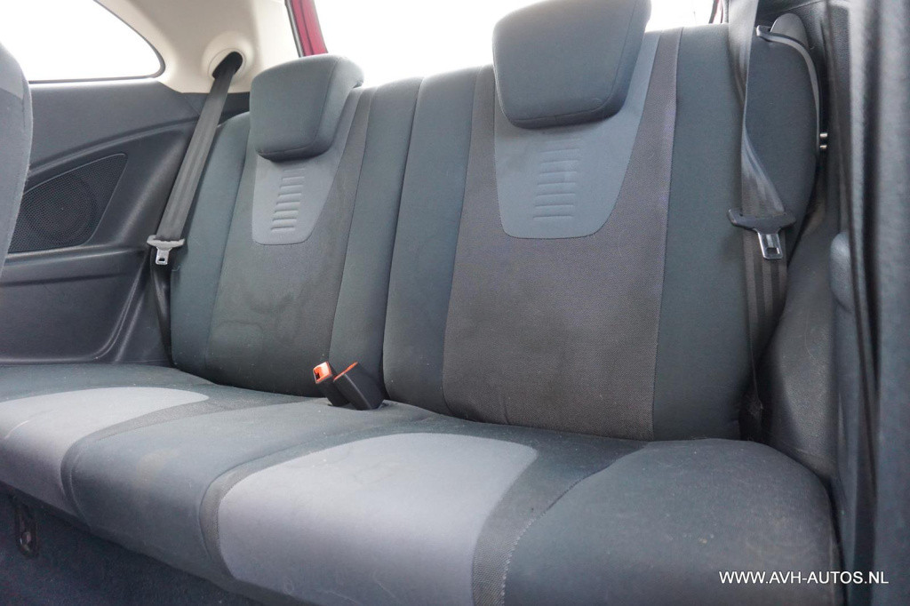 Ford KA 1.2 titanium