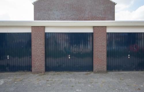 GARAGE TE HUUR