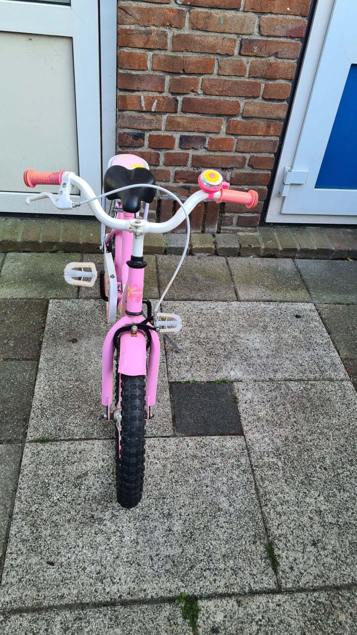 Mooi en goed werkend meisjes fiets 16inch-3 tot 7jaar
