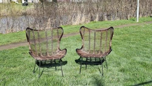 2 rotan stoelen