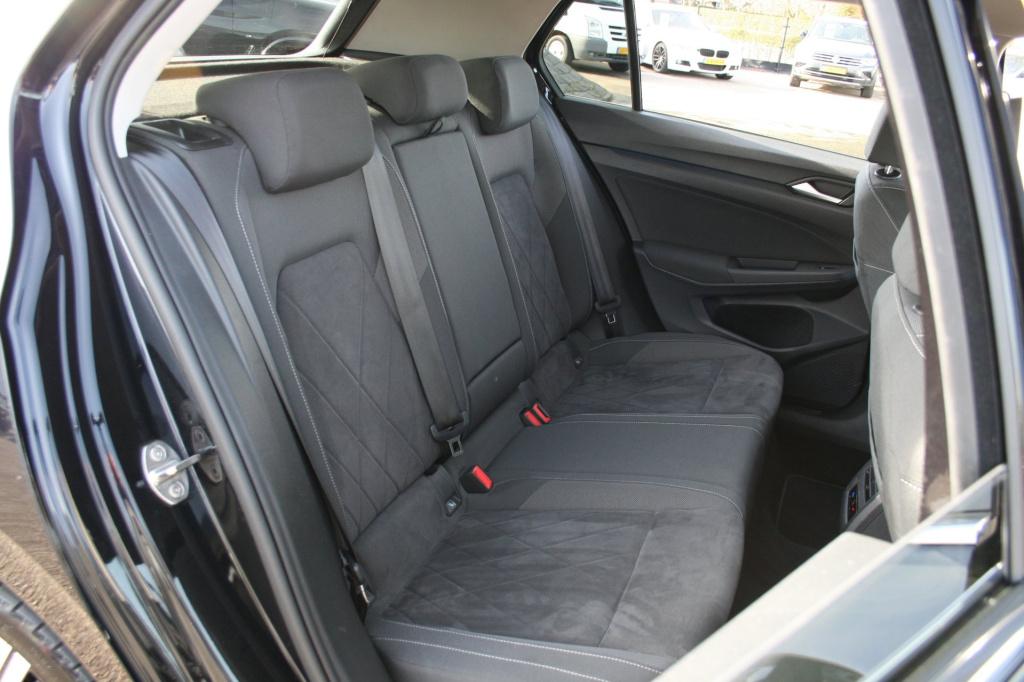 Volkswagen Golf 1.4 ehybrid style