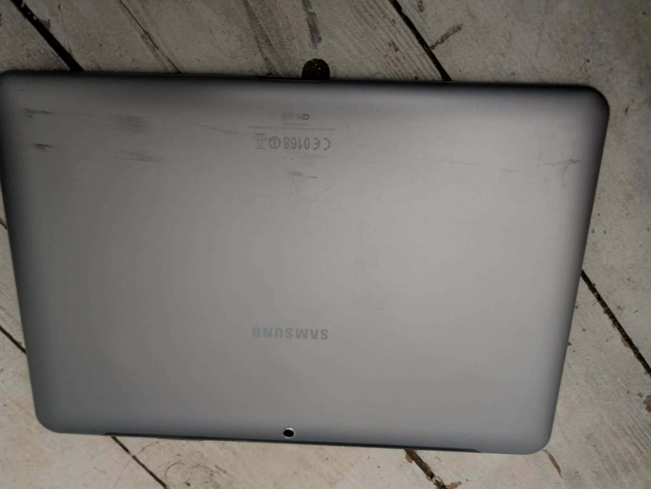 Samsung tab Note met pen . Samsung Tab.Dell cromebook .Ipad 11.