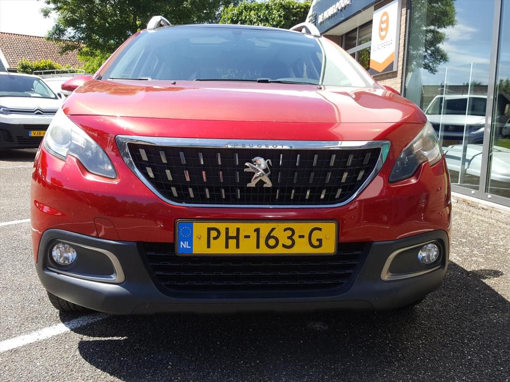 Peugeot 2008 blue lion 1.2 puretech-110pk navigatie | cruise control | airc
