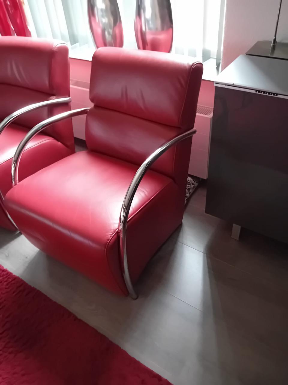 2 Mooie Rode Fautuils