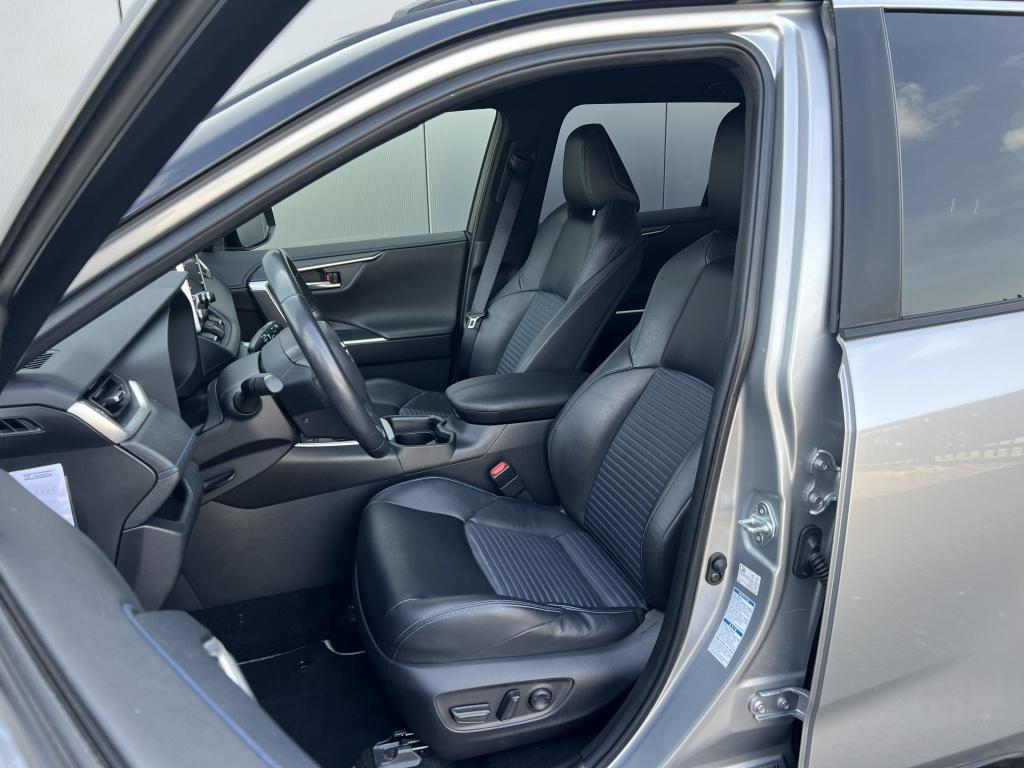 Toyota Rav4 2.5 hybrid awd bi-t. | trekhaak 1650kg | stuurverwarming |