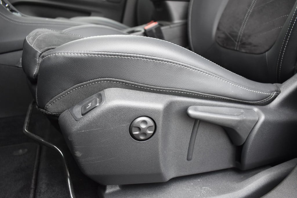 Opel Grandland 1.6 turbo plug-in hybrid gs 225pk | navi | camera | elektr. 