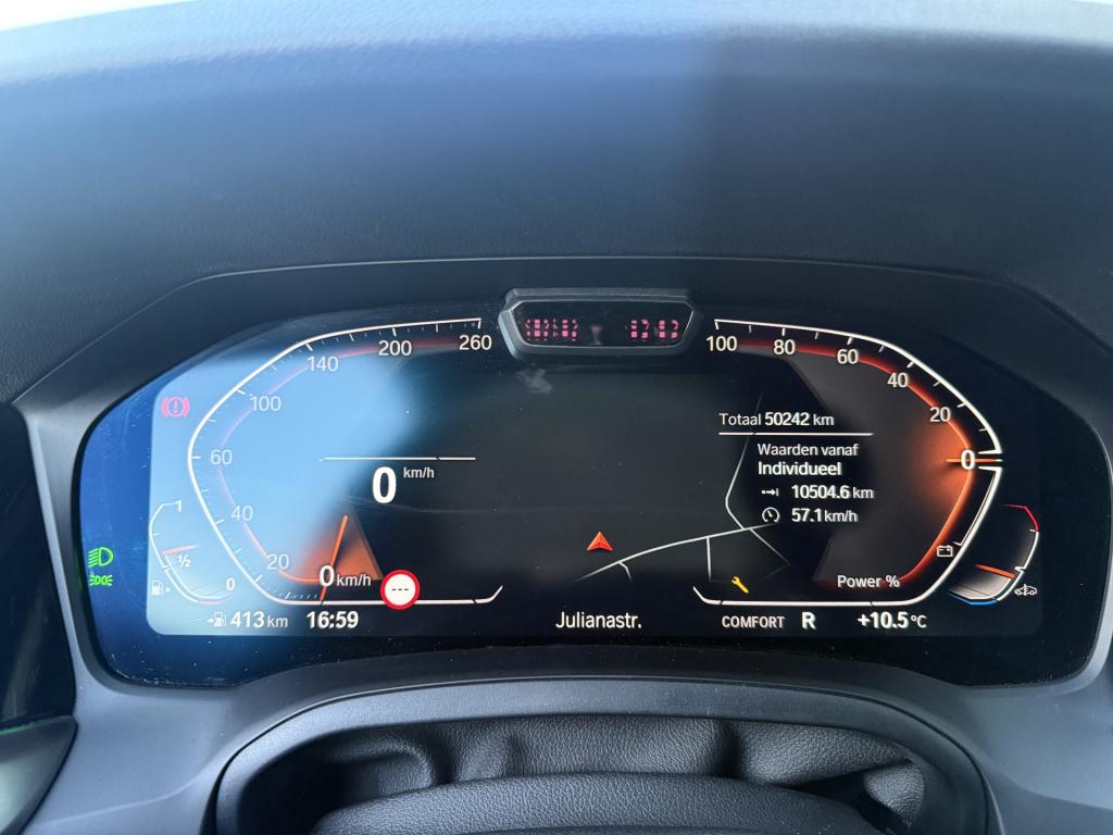 BMW 3-serie touring 330i automaat x-drive high executive