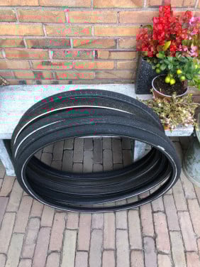 Buiten banden.