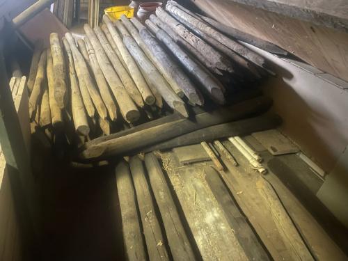 Weipaaltjes wei palen