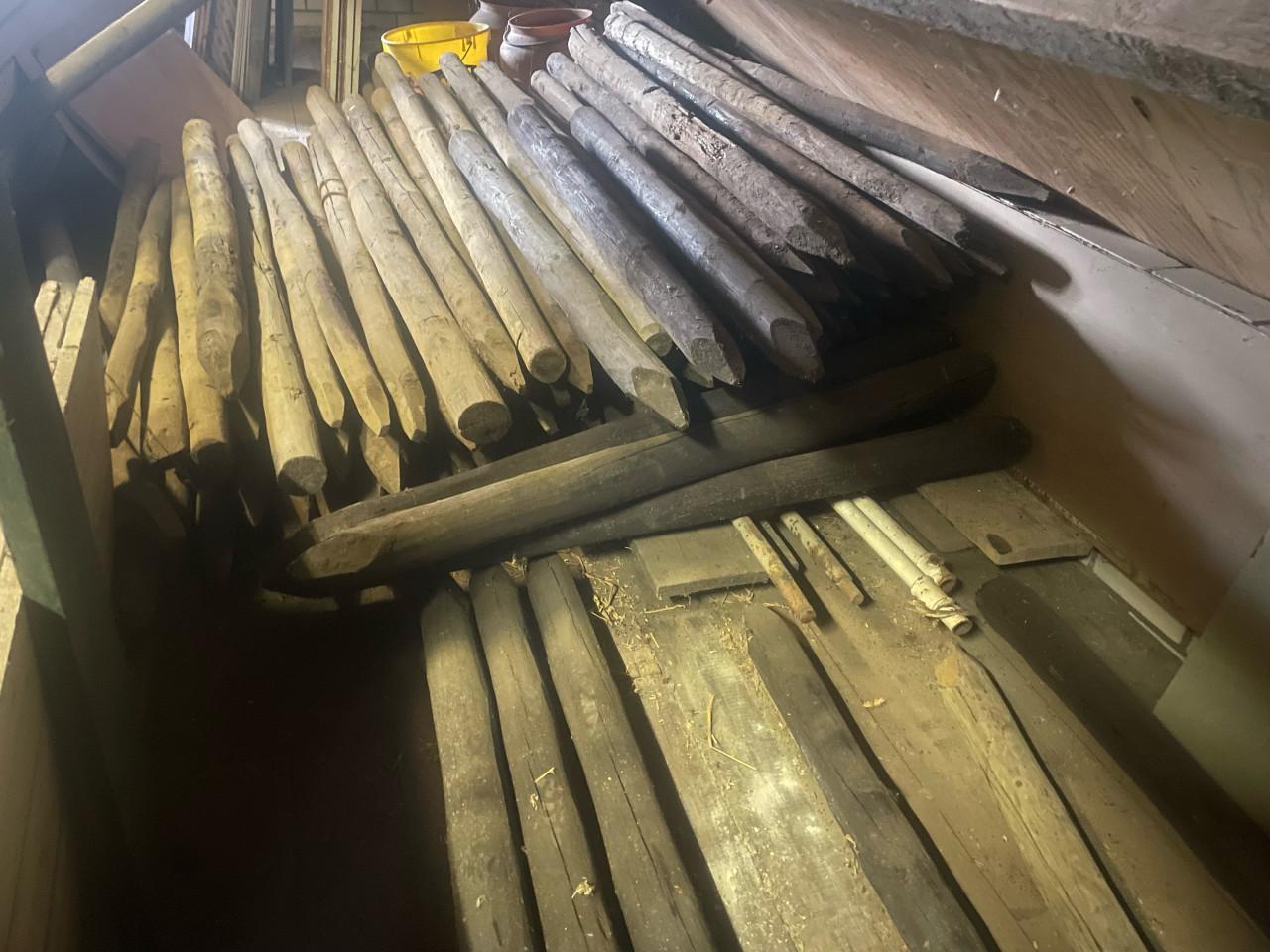 Weipaaltjes wei palen