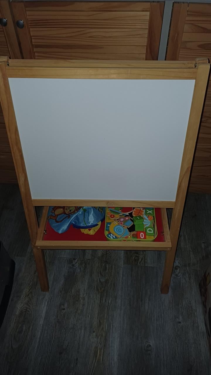 Te koop krijt en magneetbord