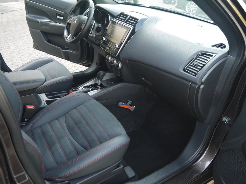Mitsubishi Asx 2.0 intense|trekhaak|rijklaar
