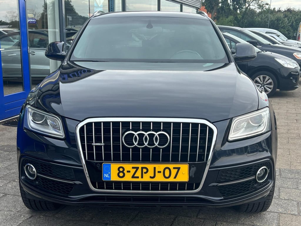 Audi Q5 2.0 tfsi quattro s edition, panoramadak, trekhaak enz...