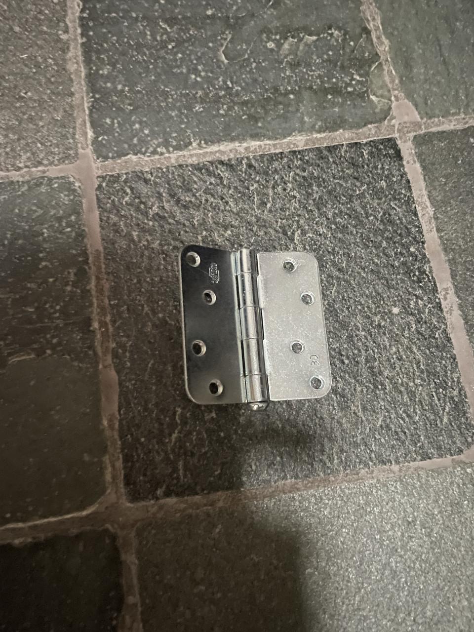 32 stuks Scharnieren