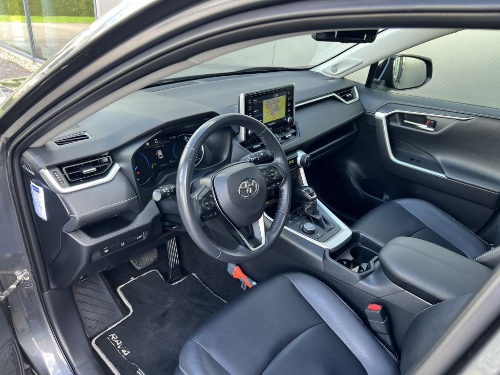 Toyota Rav4 2.5 hybrid awd exec. | trekhaak | panodak |