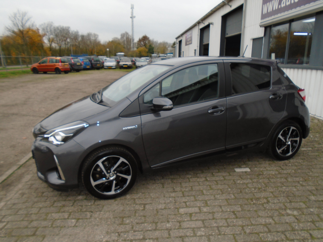 Toyota Yaris Hybrid Executive
