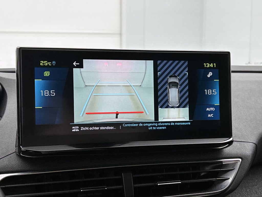 Peugeot 3008 plug-in hybrid 225pk road trip | rijklaar | trekhaak |
