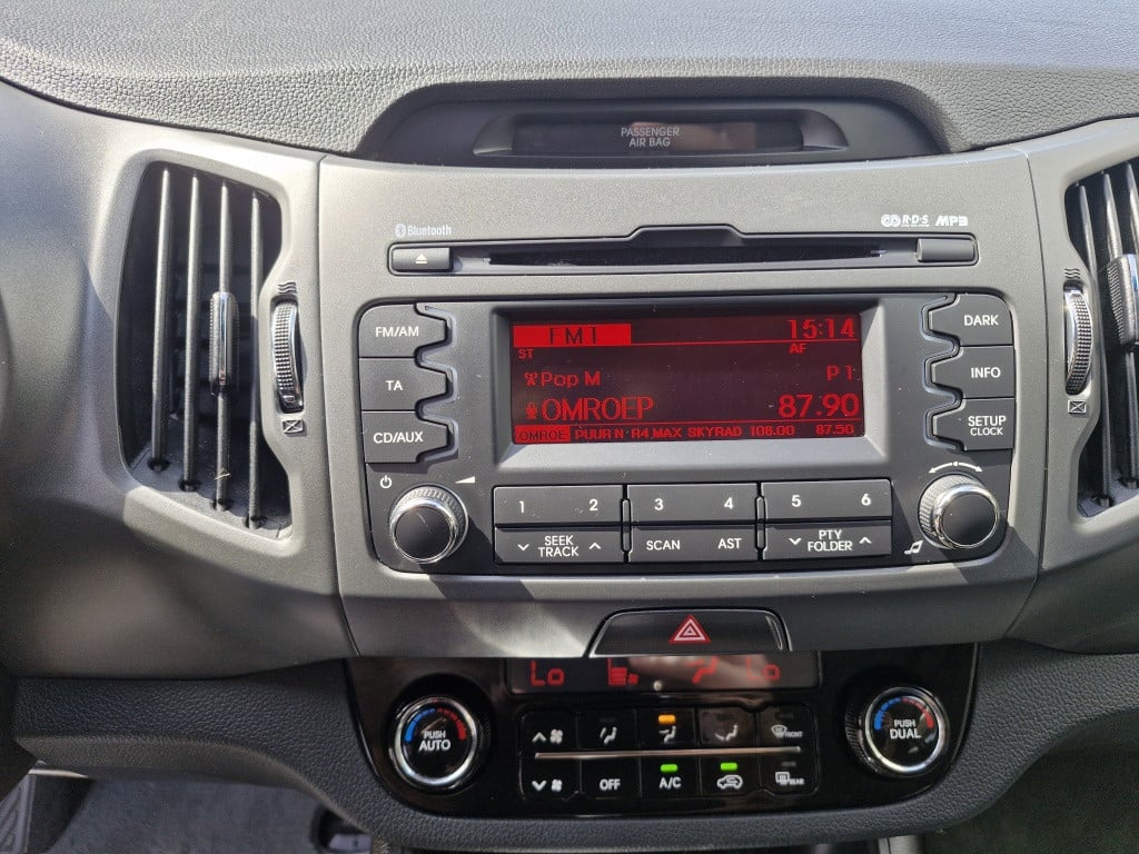 Kia Sportage 1.6 gdi x-ecutive +
