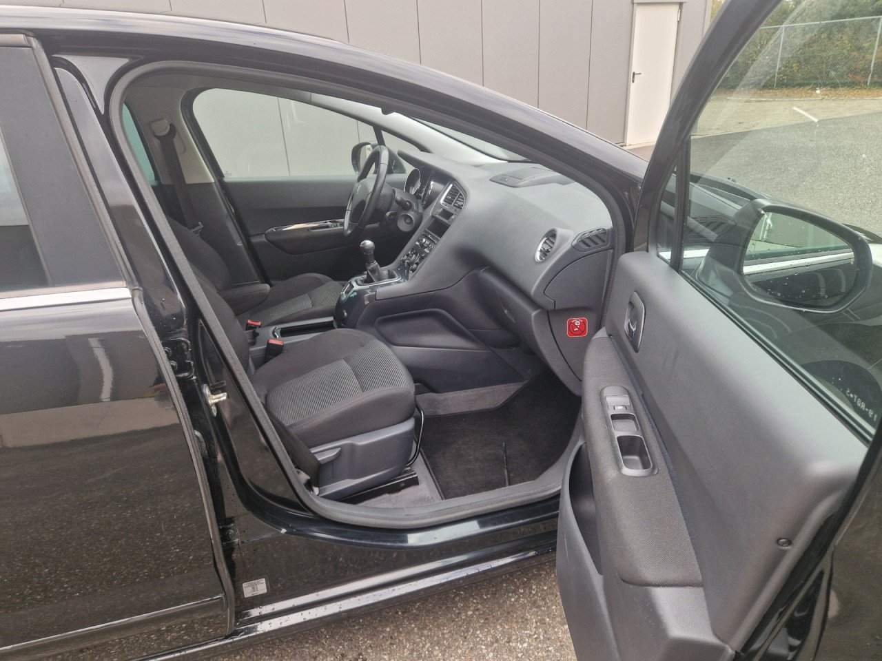 .Peugeot 5008 1.6 VTi Blue Lease 5p.