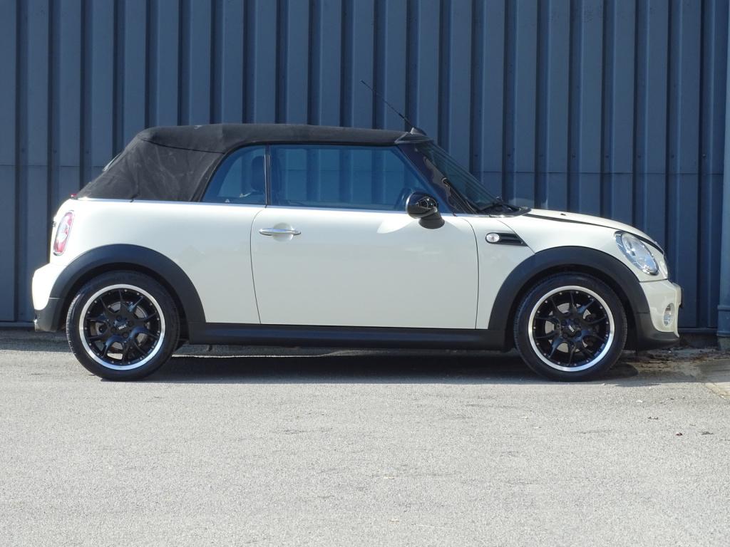 Mini Cooper Cabrio mini 1.6 chili | leder | stoelverwarming
