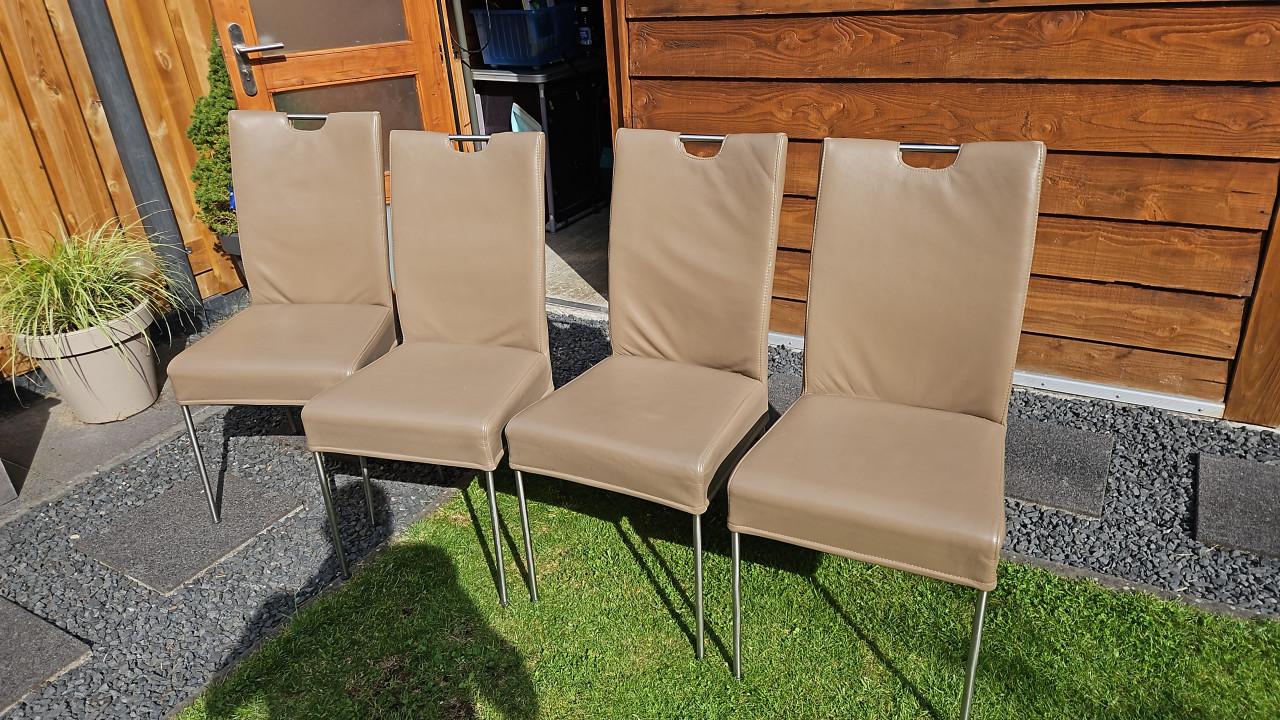 4x eetrafel stoel