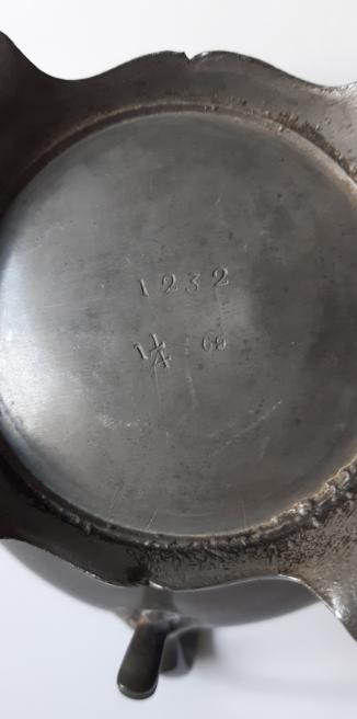 Schenkkannetje tin
